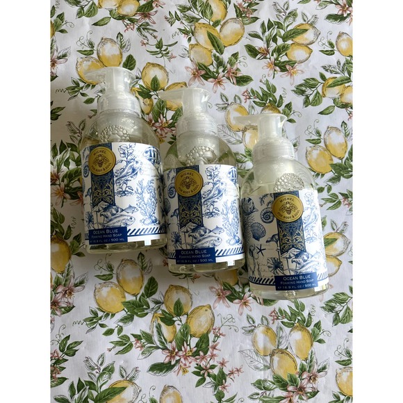 3 Michel Design Works Ocean Blue Foaming Hand Soap Wash with pump - Picture 7 of 9